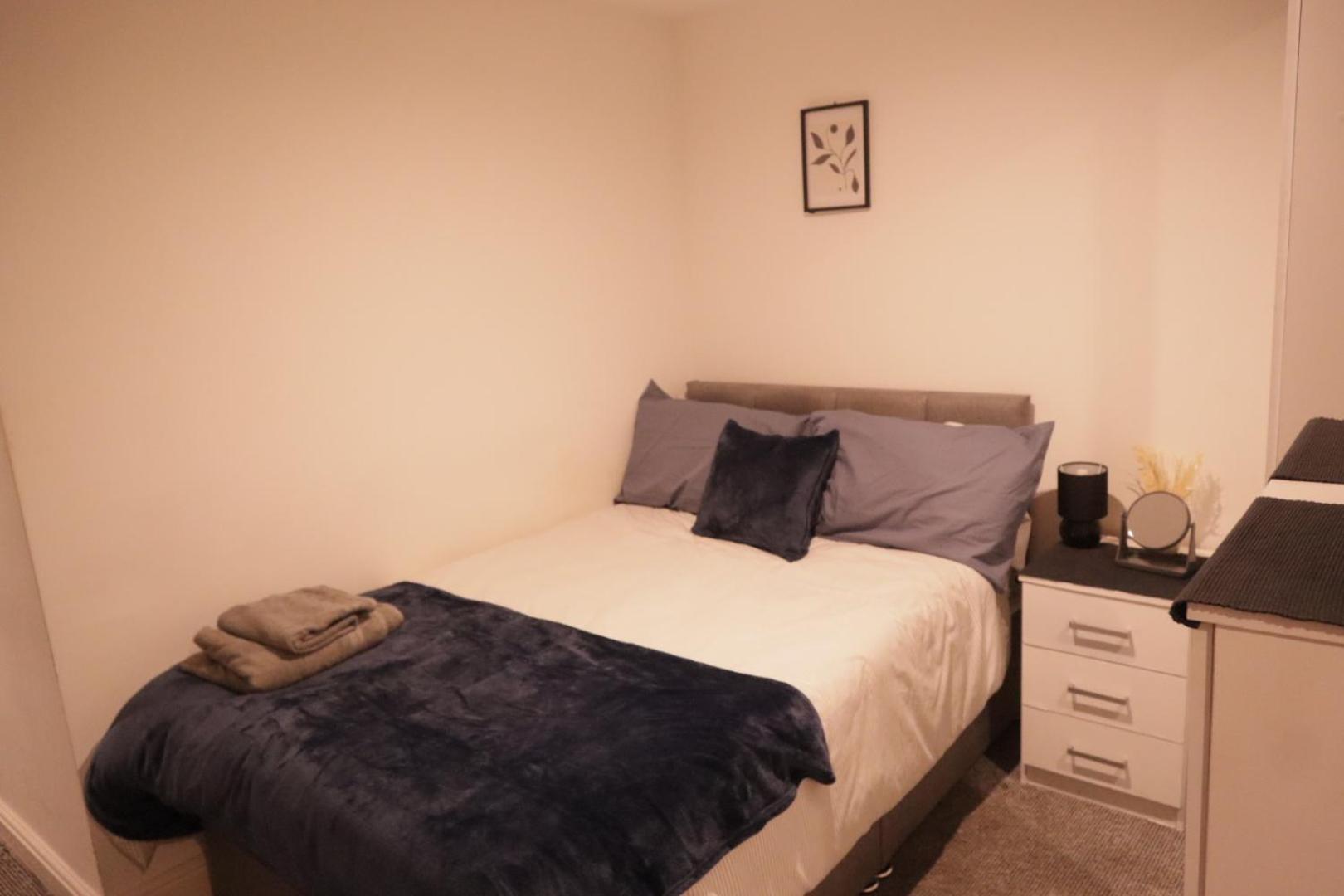 Apartment Centre - Modern *